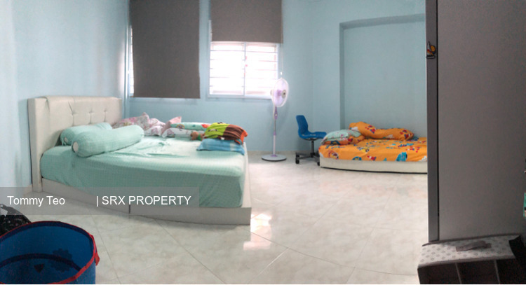 Jurong West Street 74 thumbnail photo